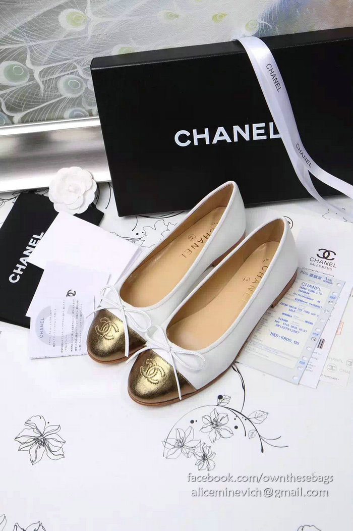 Chanel White Lambskin Ballet Flats Gold Cap Toe CH1610