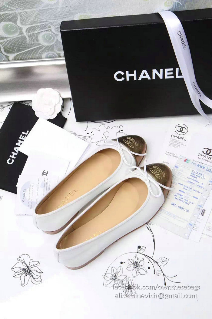 Chanel White Lambskin Ballet Flats Gold Cap Toe CH1610