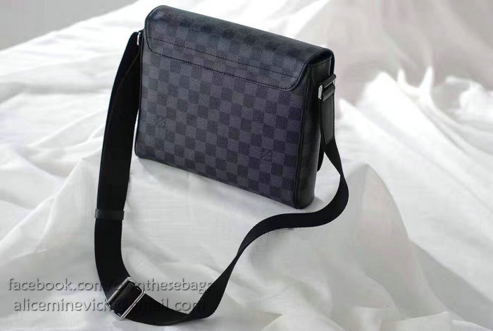 Louis Vuitton Damier Graphite Canvas District PM N41031