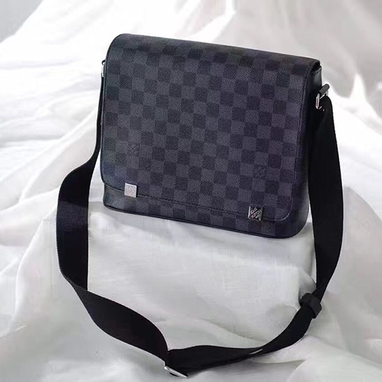 Louis Vuitton Damier Graphite Canvas District PM N41031