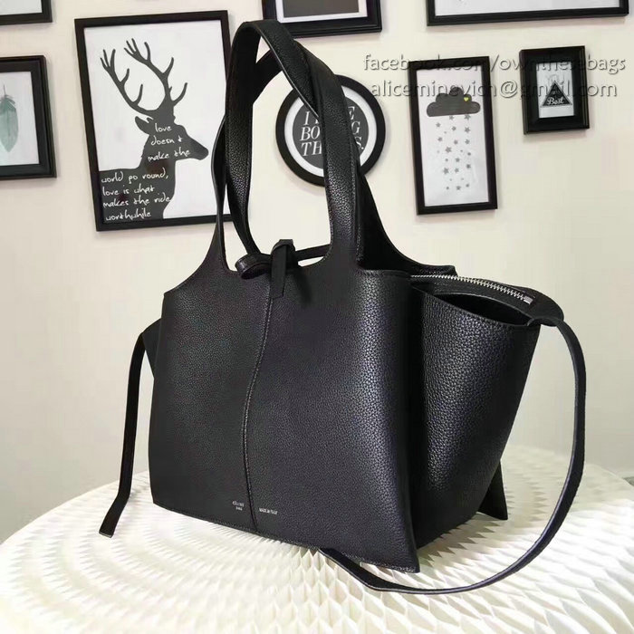 Celine Medium Tri Fold Shoulder bag in Black Calfskin 030401