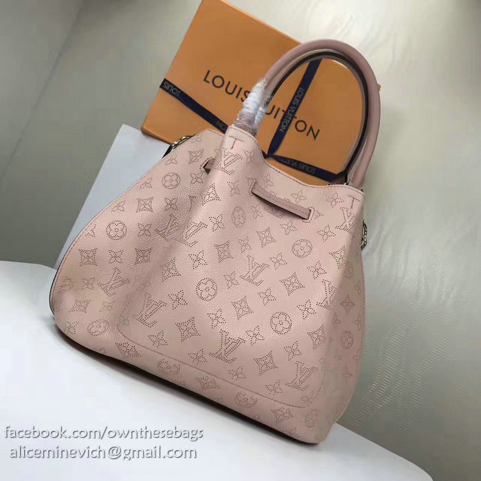 Louis Vuitton Mahina Leather Girolata Magnolia M54401