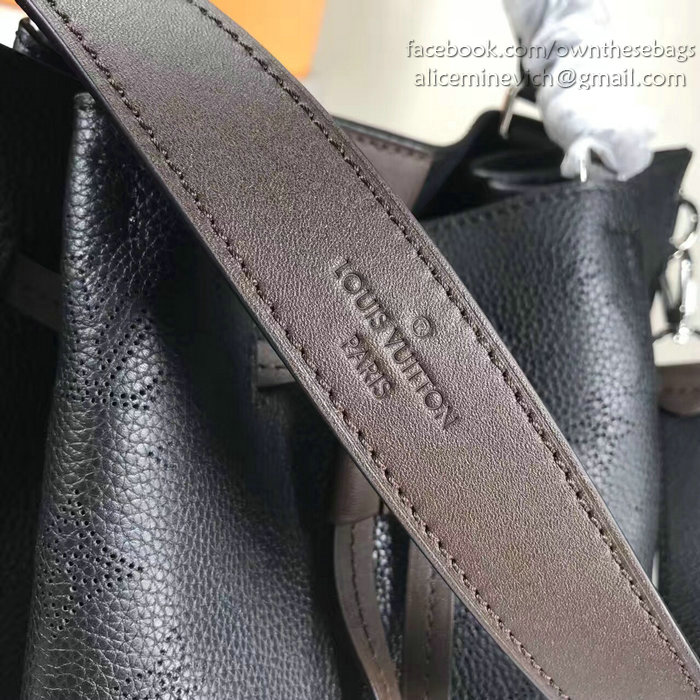 Louis Vuitton Mahina Leather Girolata Black M54401