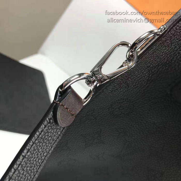 Louis Vuitton Mahina Leather Girolata Black M54401