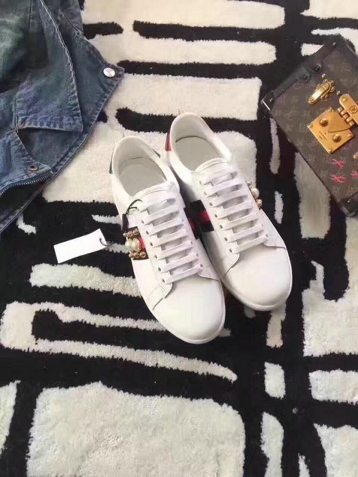 Gucci Ace Studded Leather Low-top Sneaker White 431887