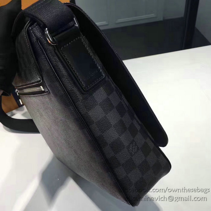 Louis Vuitton Damier Graphite Canvas District MM N41272