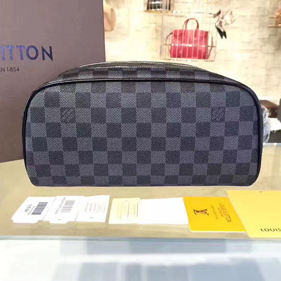 Louis Vuitton Damier Graphite Canvas King Size Toiletry Bag N47526