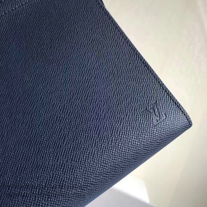 Louis Vuitton Taiga leather Pochette Voyage MM Indigo M30677