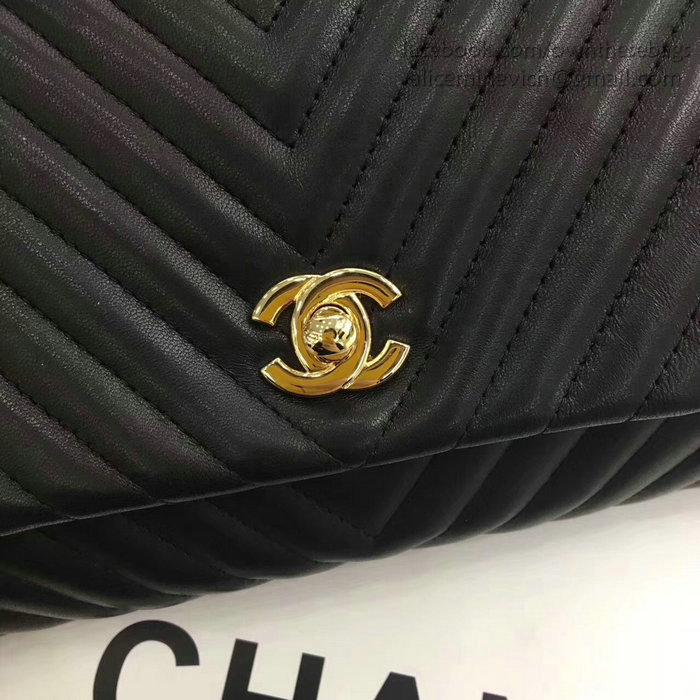 Chanel Chevron Lambskin Clutch Bag Black with Gold Hardware A90902