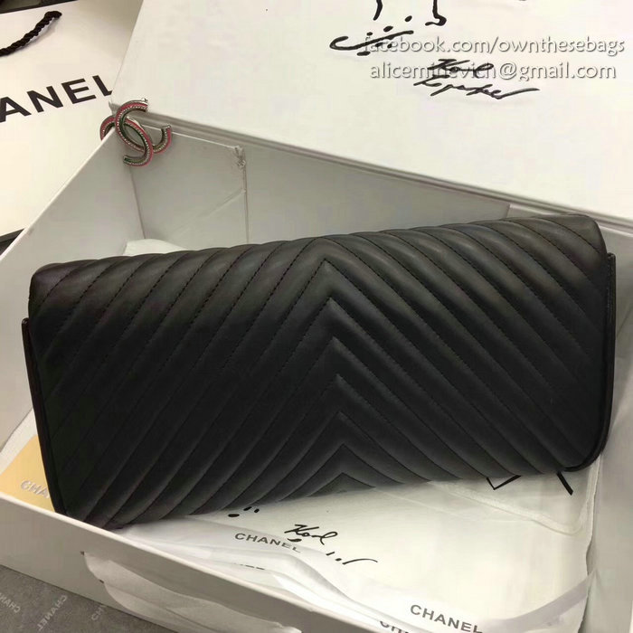 Chanel Chevron Lambskin Clutch Bag Black with Silver Hardware A90902