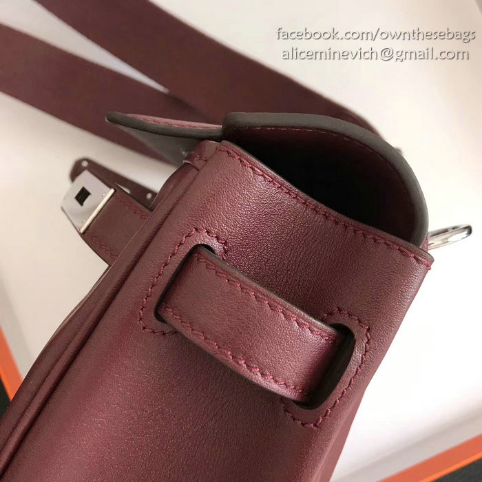 Hermes Berline Bag in Burgundy Swift Leather H90081