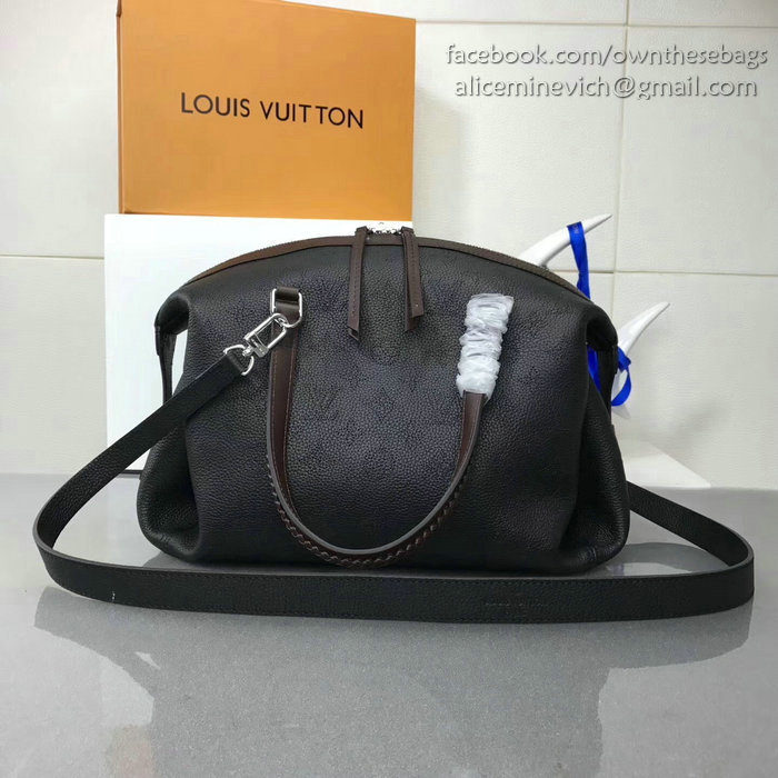 Louis Vuitton Mahina Leather Asteria Black M54673