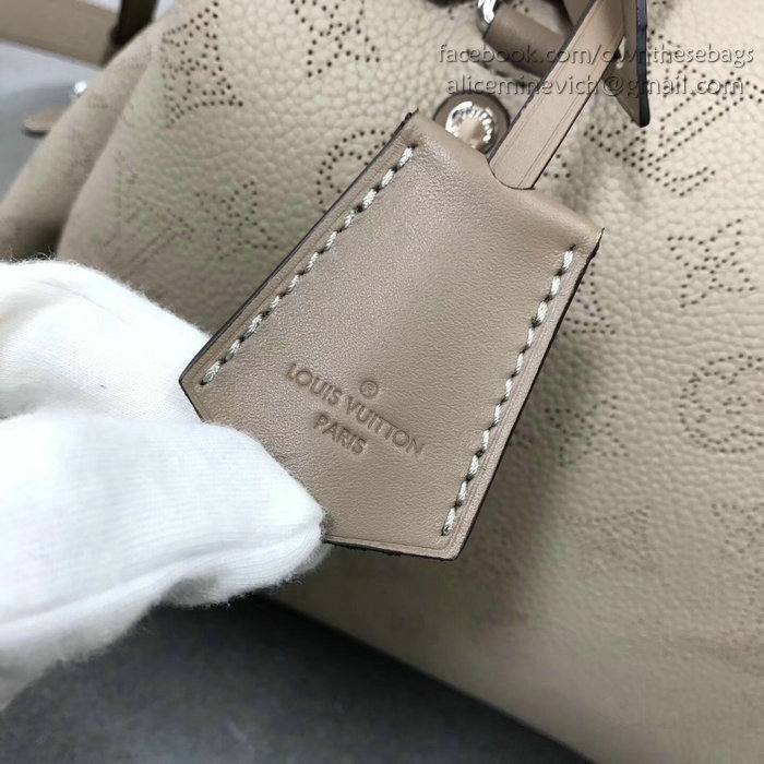 Louis Vuitton Mahina Leather Asteria Galet M54673