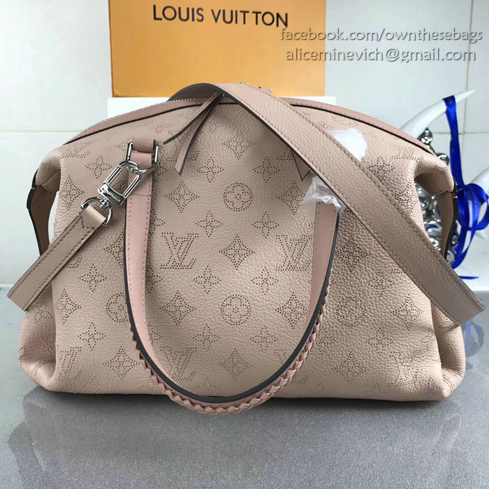 Louis Vuitton Mahina Leather Asteria Magnolia M54673