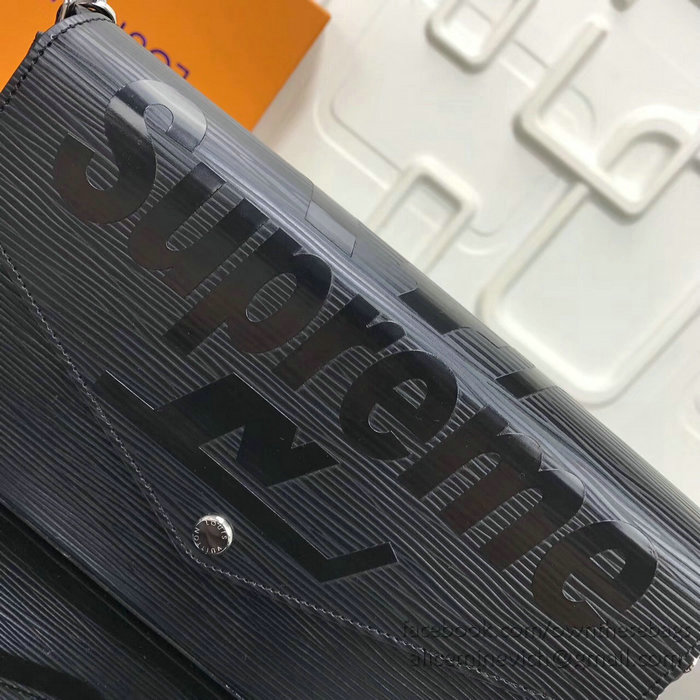 Louis Vuitton Supreme X Felicie Chain Wallet Noir M61276