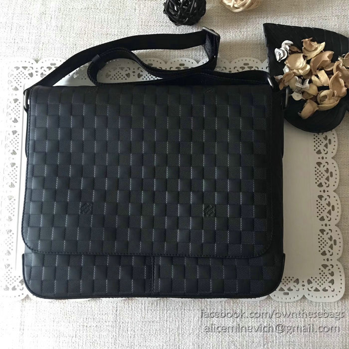 Louis Vuitton Damier Infini Leather District MM N41284