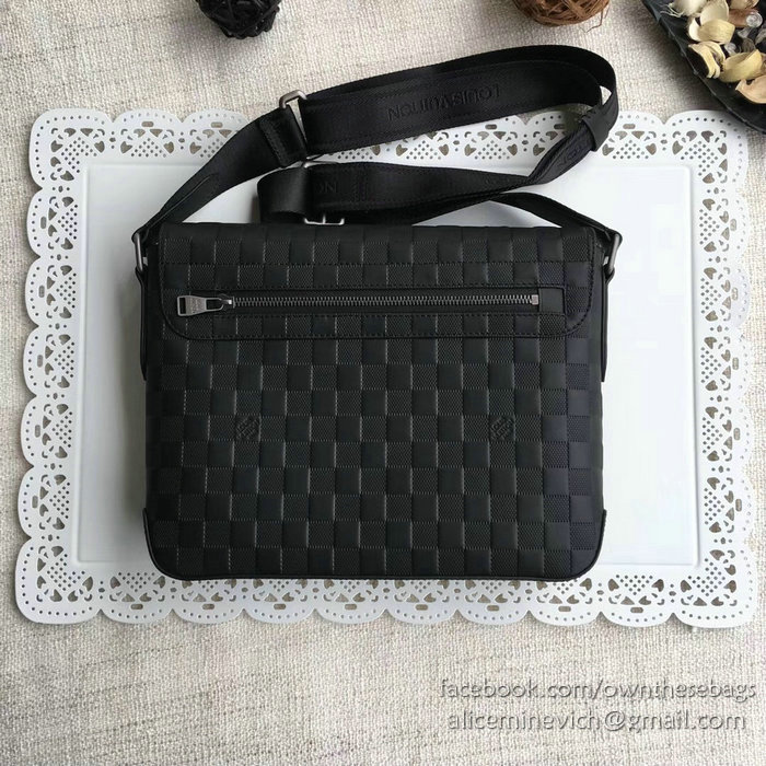 Louis Vuitton Damier Infini Leather District PM N41284