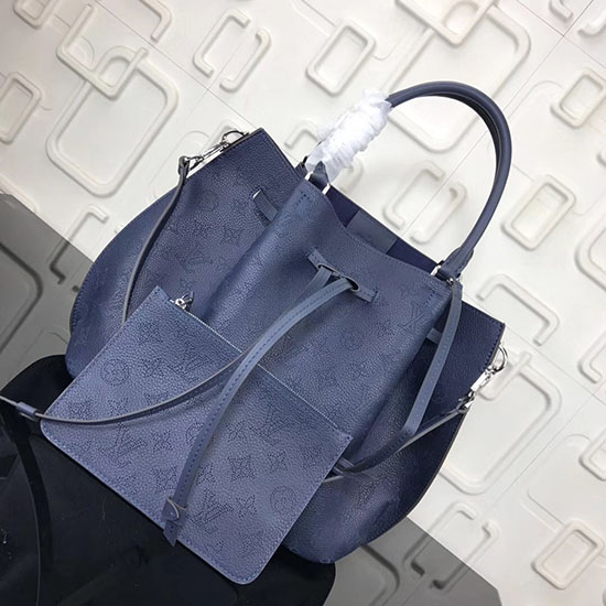 Louis Vuitton Mahina Leather Girolata Navy M54401