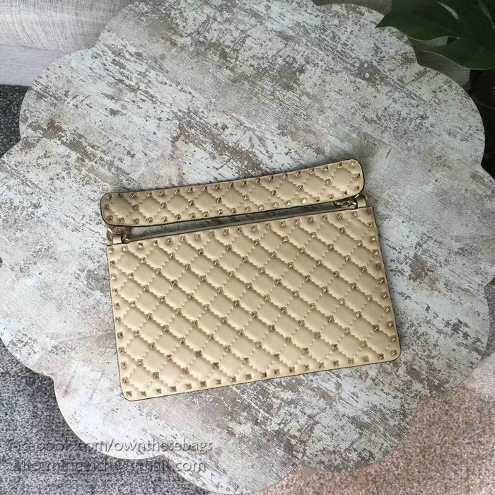 Valentino Garavani Rockstud Spike Clutch Bag Off-white V0177