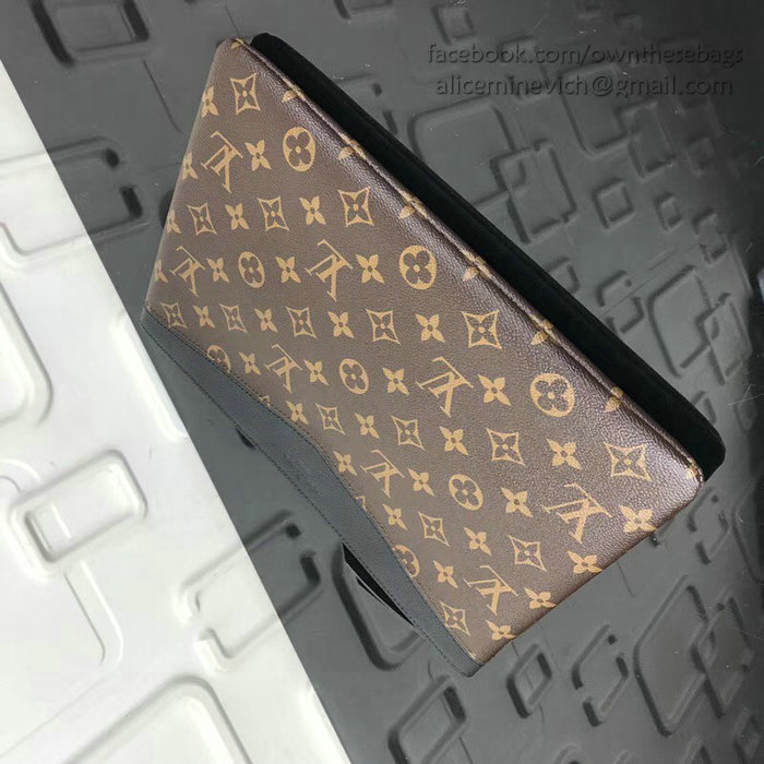 Louis Vuitton Monogram Canvas Daily Pouch Noir M64590