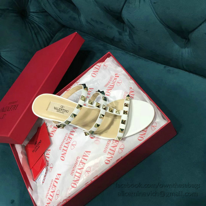 Valentino Garavani Rockstud Calfskin Leather Sandal White V18601