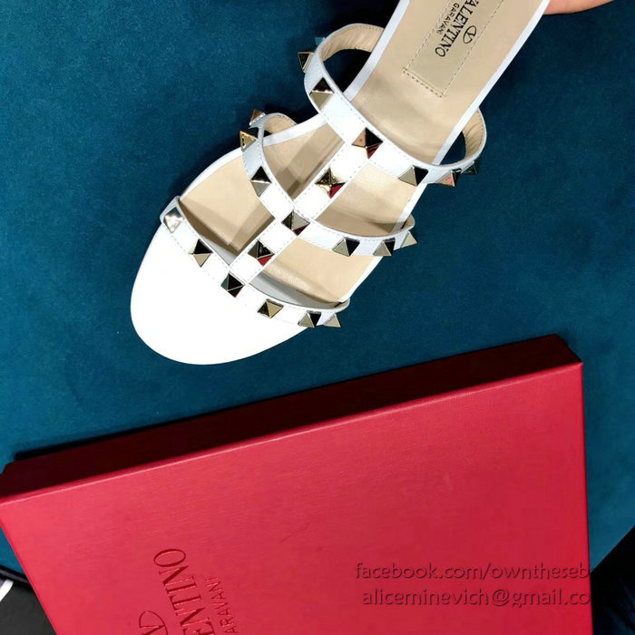 Valentino Garavani Rockstud Flat Sandal White V18602