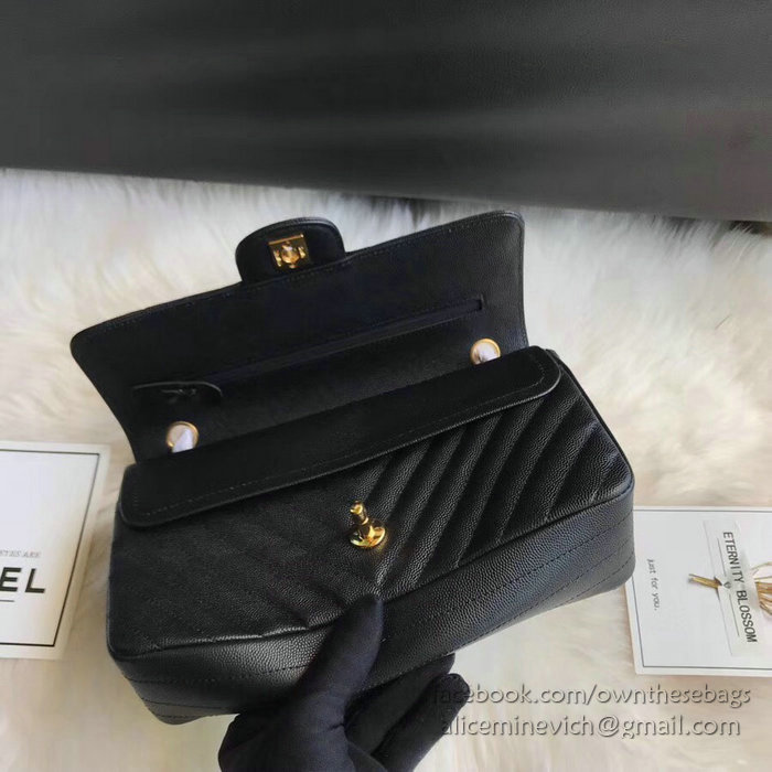 Classic Chanel Chevron Flap Shoulder Bag Black CF1112