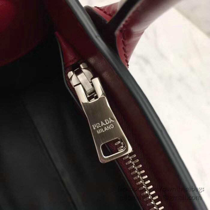 Prada Monochrome Calf Leather Bag Red 1BA156