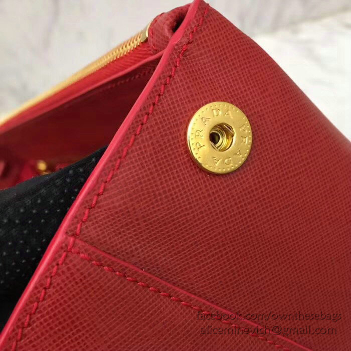 Prada Saffiano leather Galleria Bag Red 1BA274