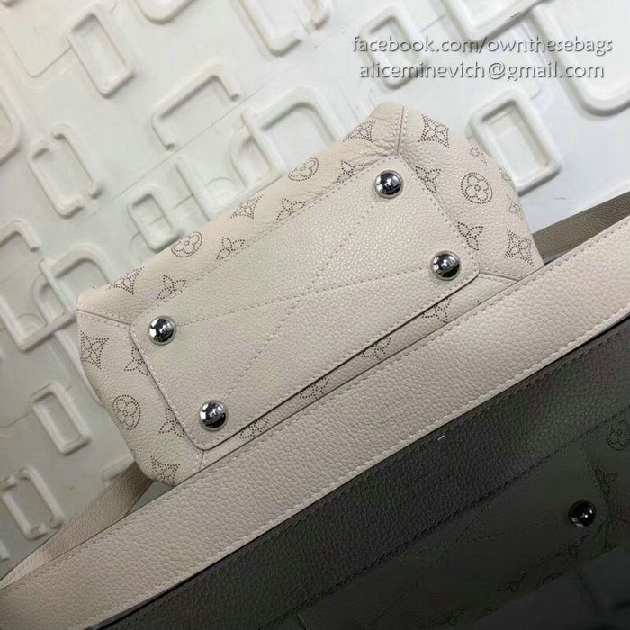 Louis Vuitton Mahina Calfskin Babylone Chain BB Creme M51223