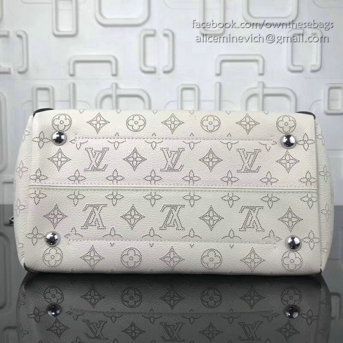 Louis Vuitton Mahina leather HINA PM Creme M53140