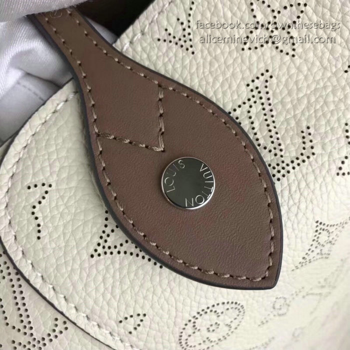 Louis Vuitton Mahina leather HINA PM Creme M53140