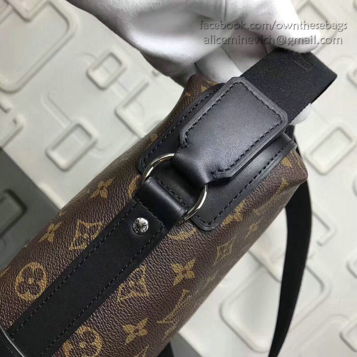 Louis Vuitton Monogram Canvas Messenger Bag M40387