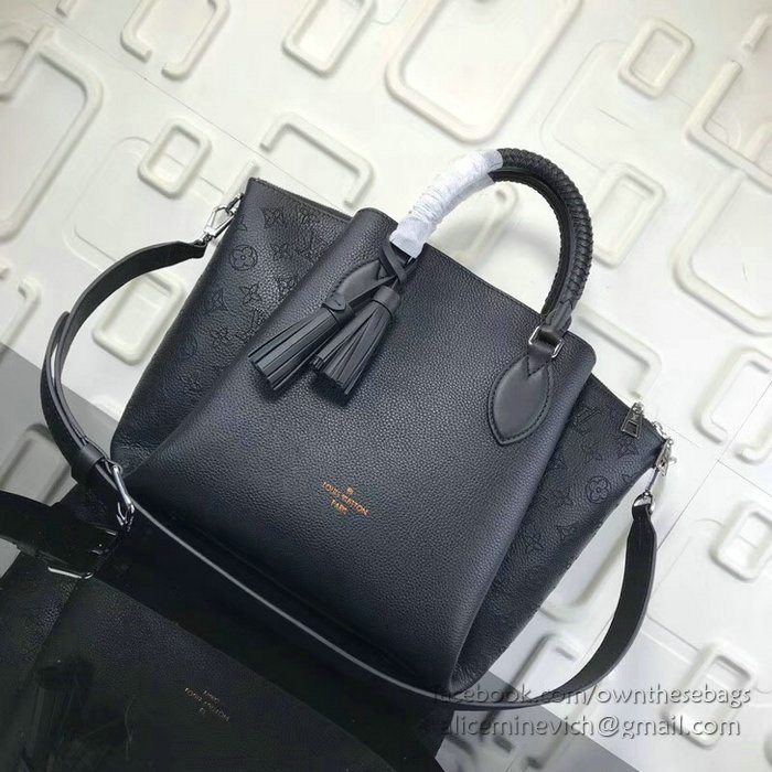 Louis Vuitton Mahina Leather Haumea Noir M55031