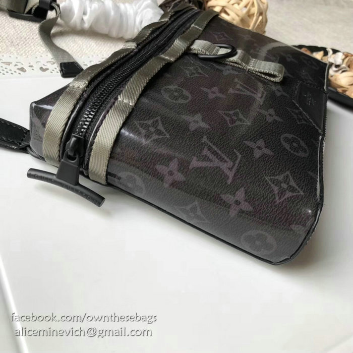 Louis Vuitton Monogram Canvas Messenger PM M52218