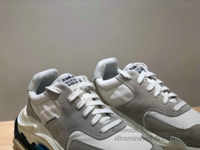 Balenciaga Triple S Sneakers B811063B