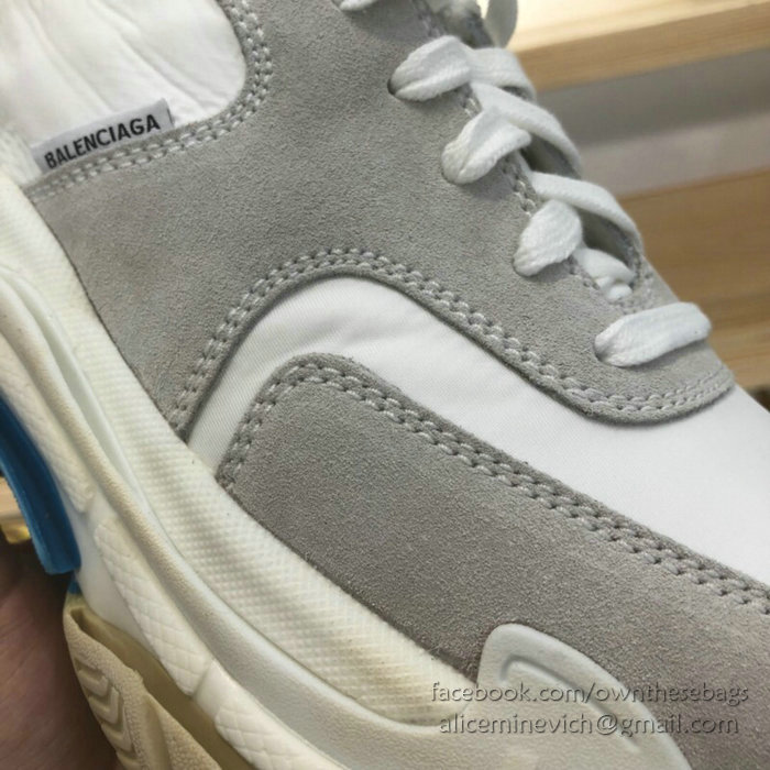 Balenciaga Triple S Sneakers B811063B