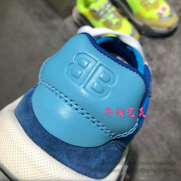 Balenciaga Triple S Sneakers B811063F