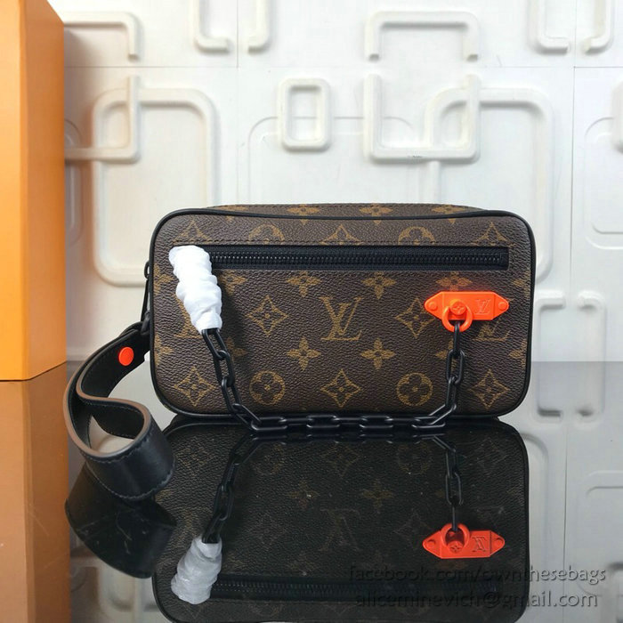 Louis Vuitton Monogram Canvas Clutch M44458