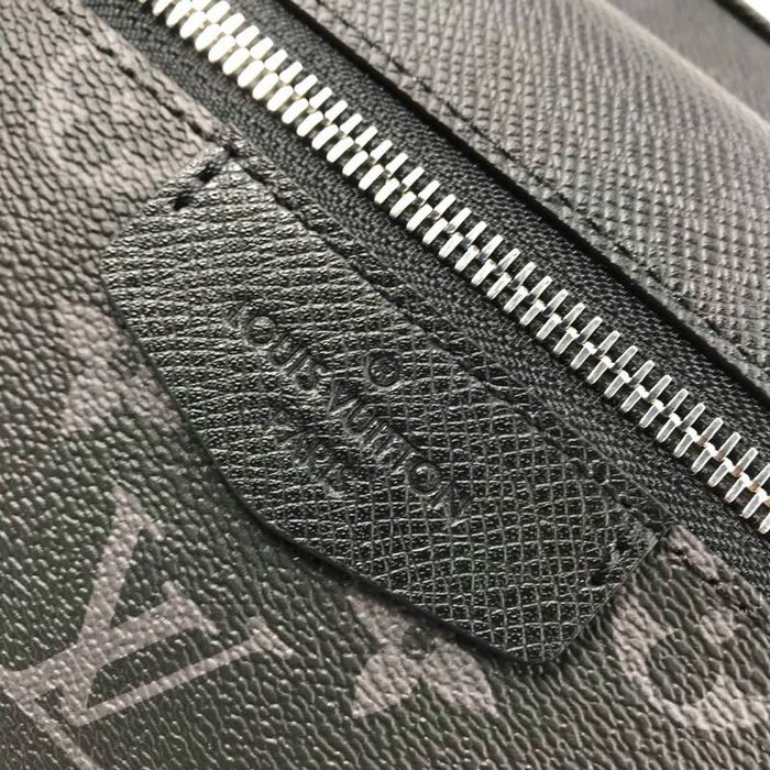 Louis Vuitton Monogram Canvas Messenger PM Black M43843