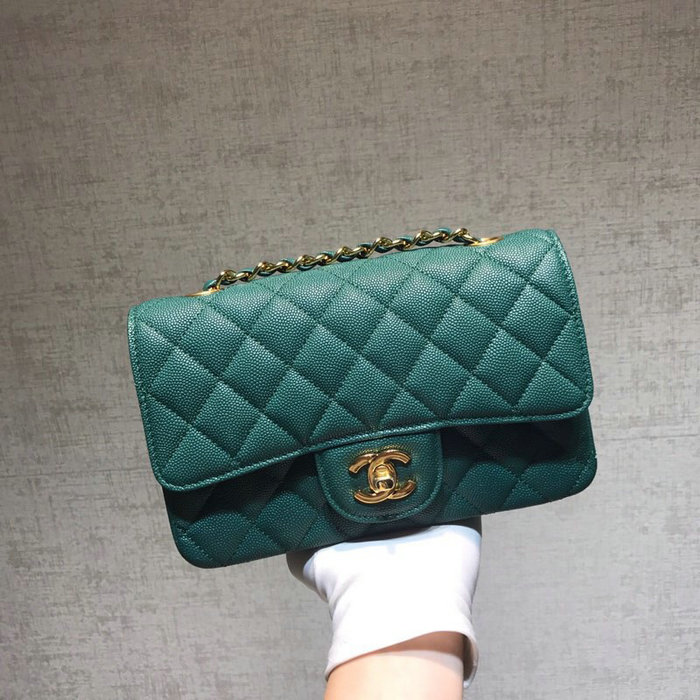 Classic Chanel Grained Calfskin Small Flap Bag Green with Gold Hardware CF1116