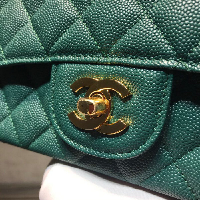 Classic Chanel Grained Calfskin Small Flap Bag Green with Gold Hardware CF1116