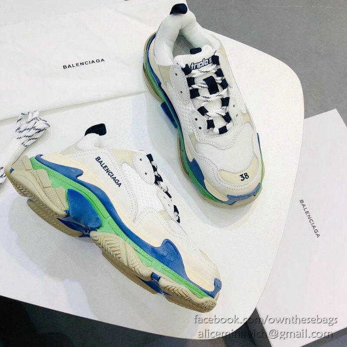 Balenciaga Triple S Sneakers B811061N