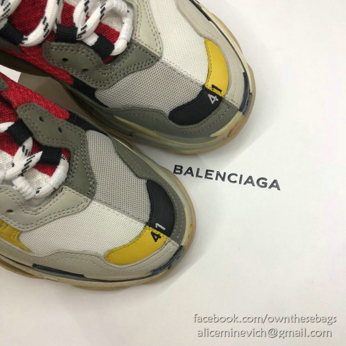 Balenciaga Triple S Sneakers B811062D