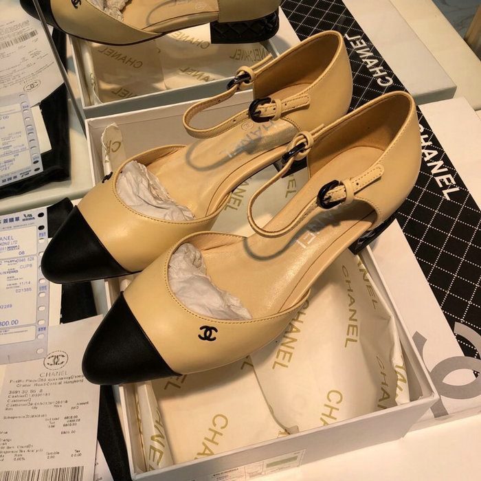 Chanel Lambskin Sandals Beige C32604