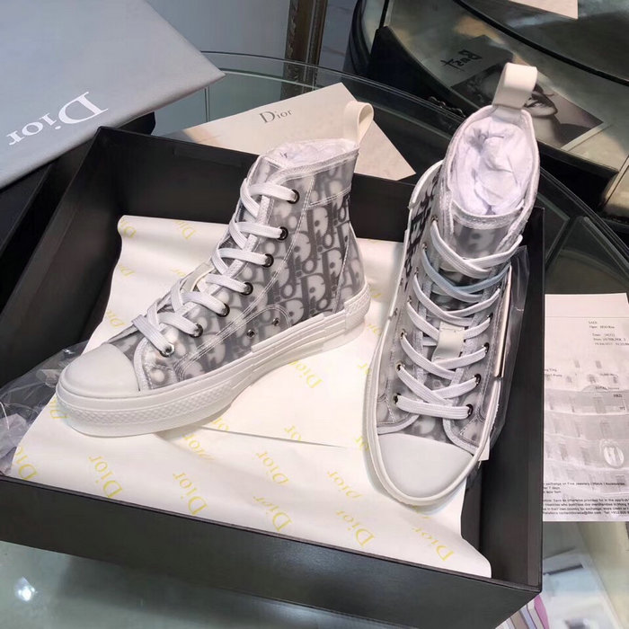 Dior Oblique High Top Sneaker D32601