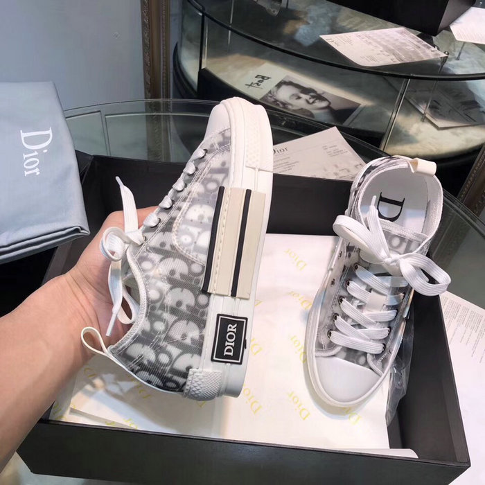 Dior Oblique Low Sneaker D32601