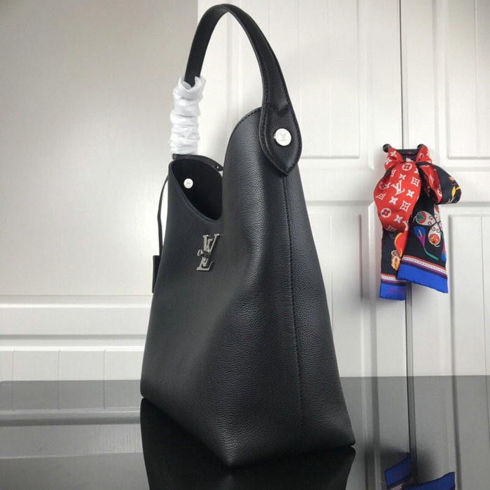 Louis Vuitton Soft Calfskin Lockme Hobo Black M52776