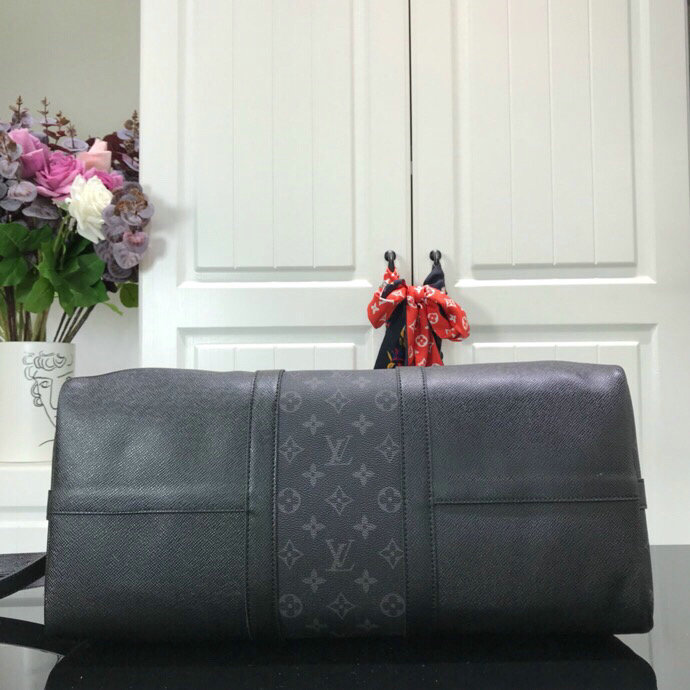 Louis Vuitton Keepall 45 Black M30235