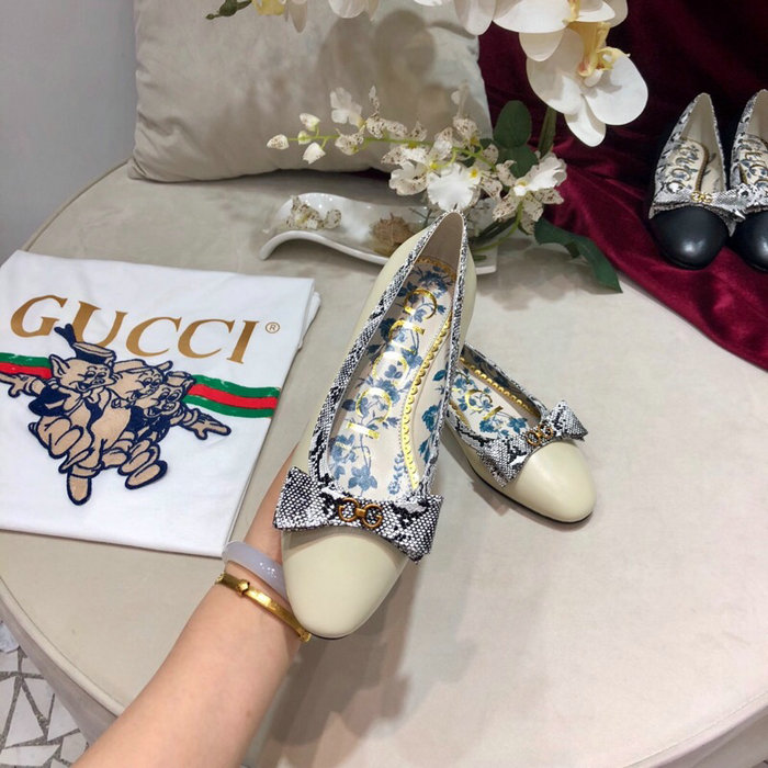 Gucci Leather ballet flat with Web bow 512464A